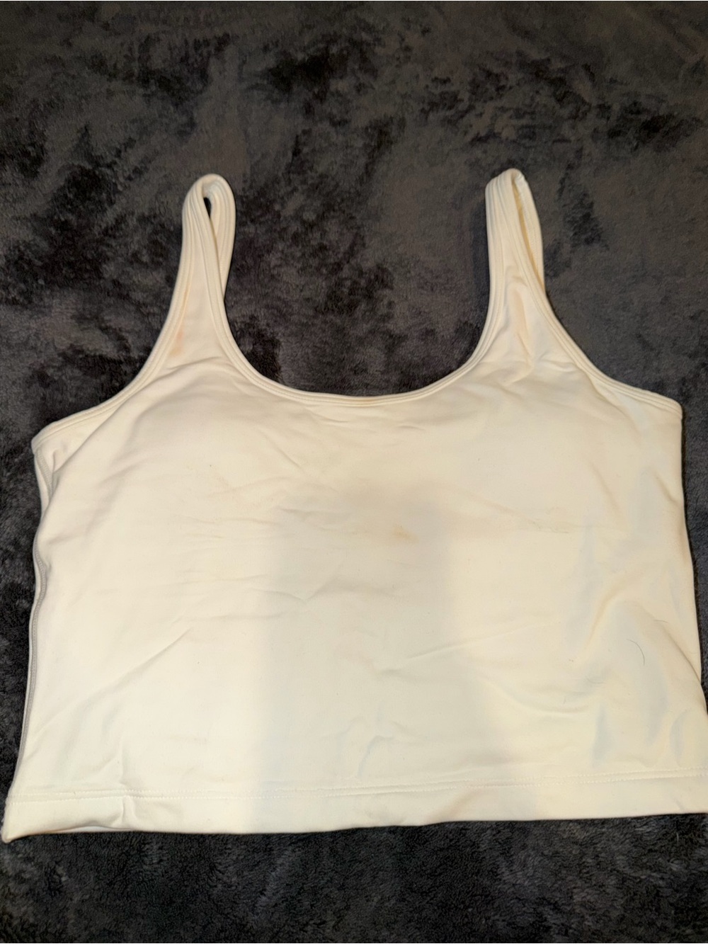 Aritzia Women’s Cream Scoop Neck Tank Top